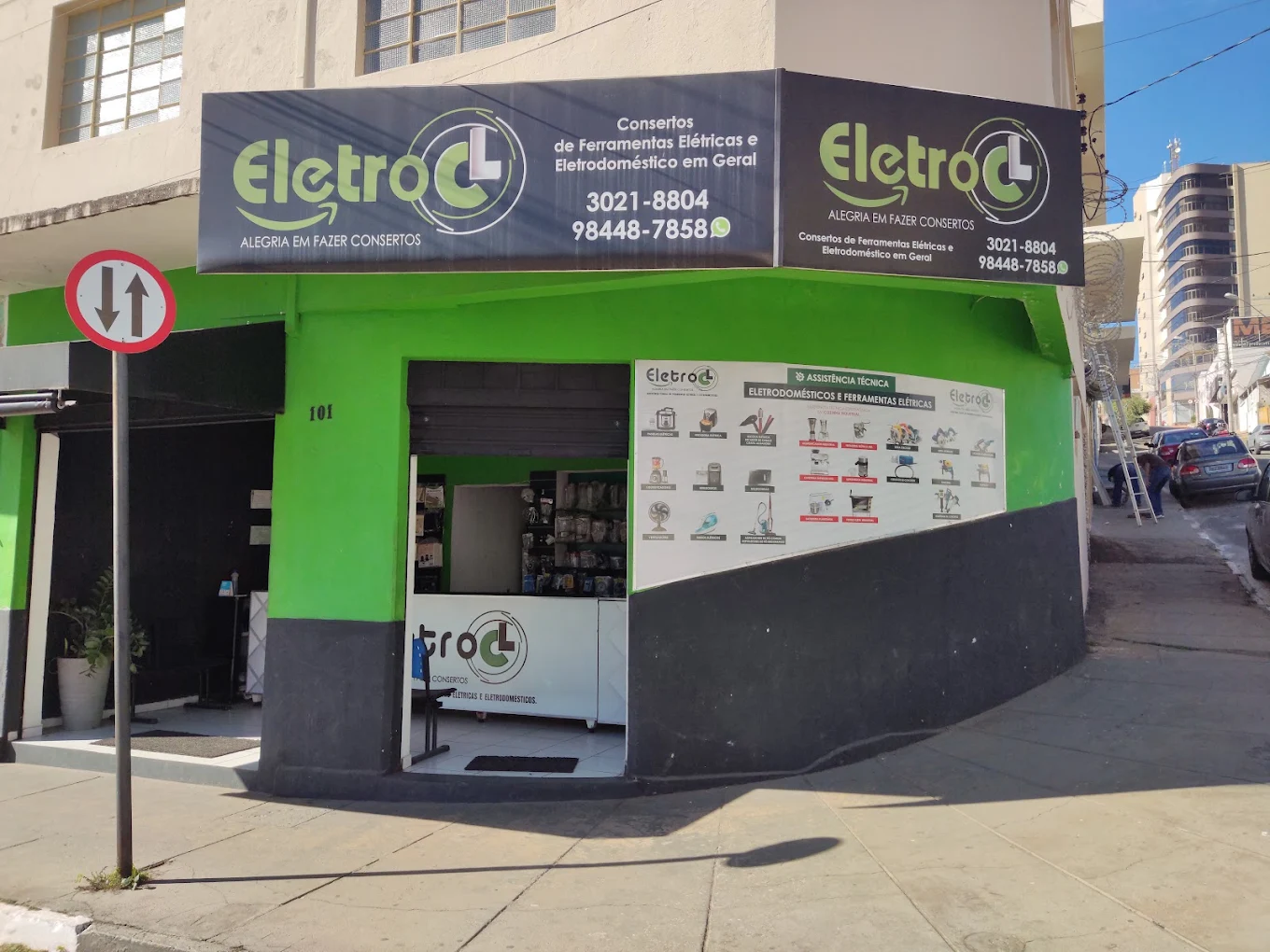 Fachada da EletroCL